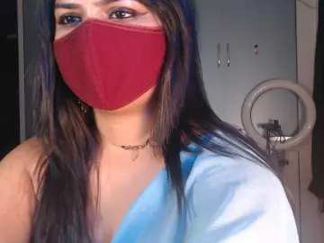 Itshotanu  live sex cam