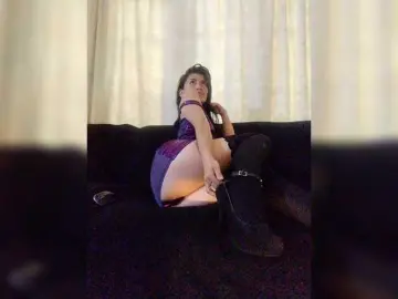 Linda-Tease  live sex cam