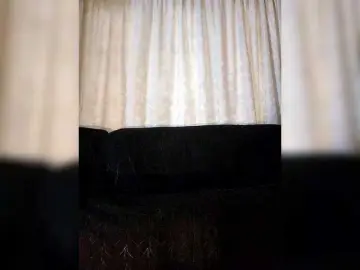 Linda-Tease  live sex cam