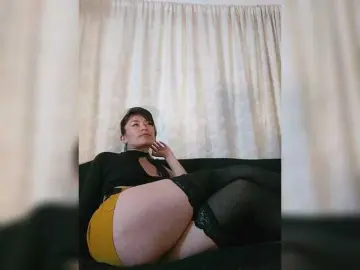 Linda-Tease  live sex cam
