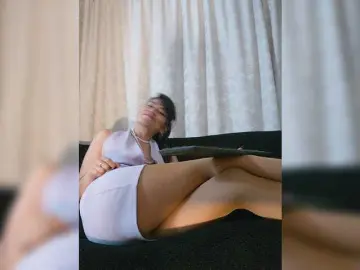Linda-Tease  live sex cam