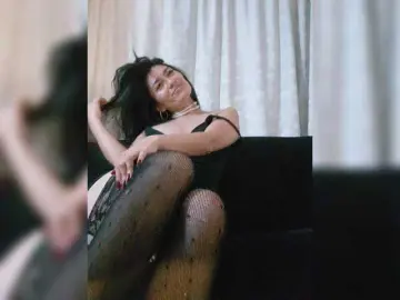 Linda-Tease  live sex cam