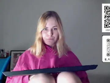 LisaloveX  live sex cam