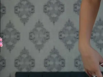 LylianRose  live sex cam