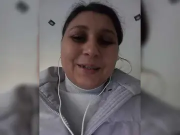 MaryHopkins  live sex cam