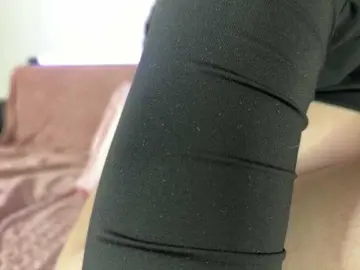 MyongBuba  live sex cam