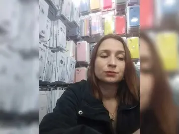 RousseHills  live sex cam