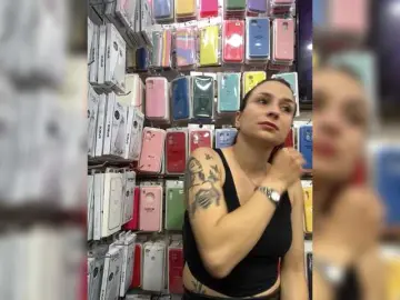RousseHills  live sex cam