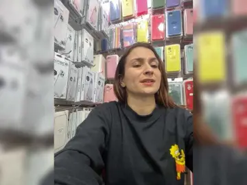 RousseHills  live sex cam