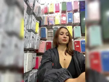 RousseHills  live sex cam