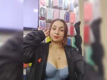 RousseHills  live sex cam