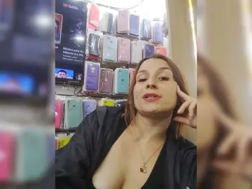 RousseHills  live sex cam