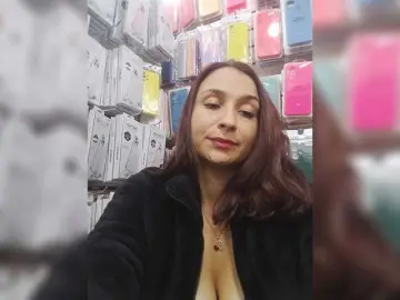RousseHills  live sex cam