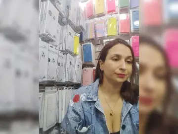 RousseHills  live sex cam