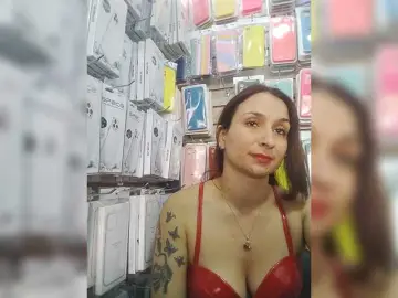 RousseHills  live sex cam