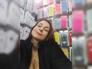 RousseHills  live sex cam