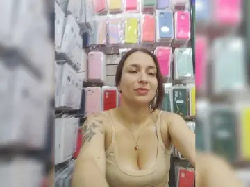 RousseHills  live sex cam