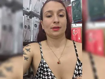RousseHills  live sex cam