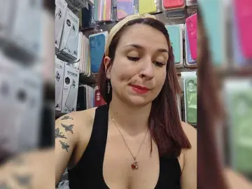 RousseHills  live sex cam