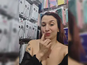 RousseHills  live sex cam