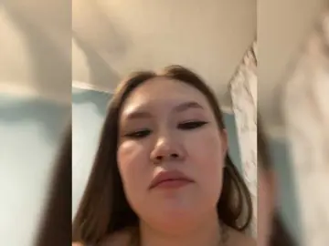 Yanami99  live sex cam