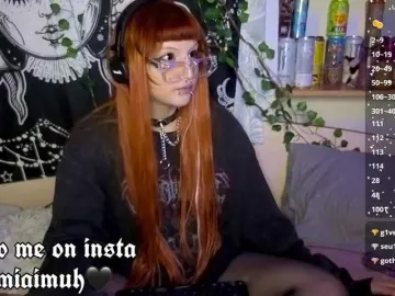 Bornindark  live sex cam