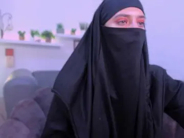 Salma-arabic  live sex cam