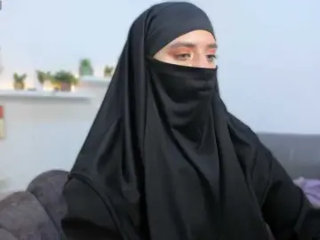 Salma-arabic  live sex cam