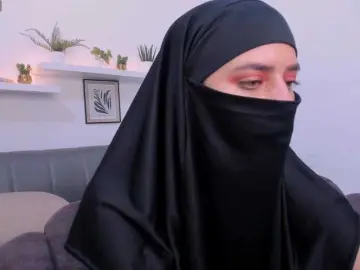 Salma-arabic  live sex cam