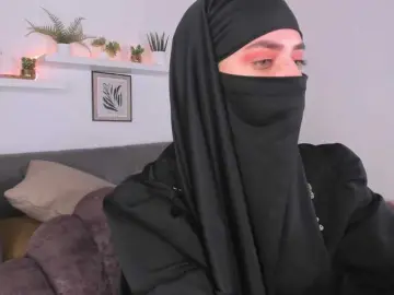 Salma-arabic  live sex cam