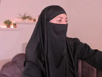 Salma-arabic  live sex cam