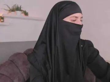 Salma-arabic  live sex cam