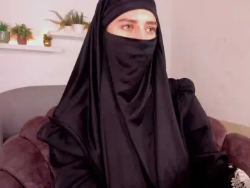 Salma-arabic  live sex cam