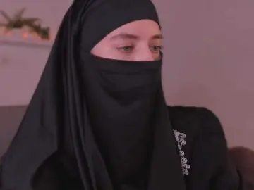 Salma-arabic  live sex cam