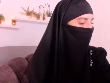 Salma-arabic  live sex cam