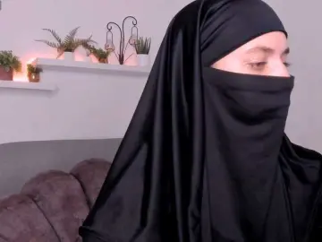 Salma-arabic  live sex cam