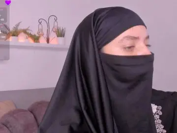 Salma-arabic  live sex cam