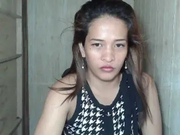 Asiankitties  live sex cam