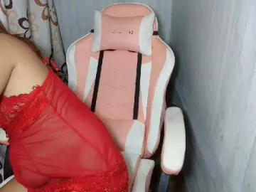 Asiankitties  live sex cam