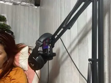 Asiankitties  live sex cam