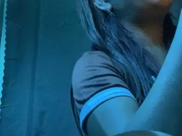 Asiankitties  live sex cam