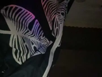 Asiankitties  live sex cam