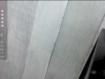 Asiankitties  live sex cam
