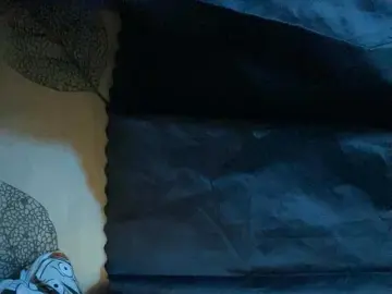 Asiankitties  live sex cam