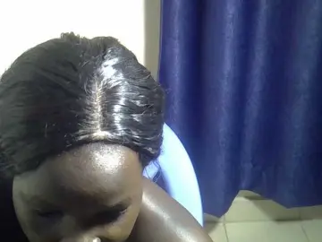 Blacklizy4  live sex cam