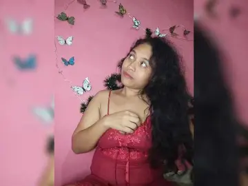 Brendah23  live sex cam