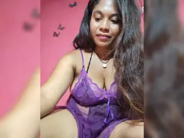 Brendah23  live sex cam