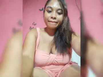 Brendah23  live sex cam