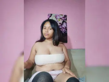 Brendah23  live sex cam