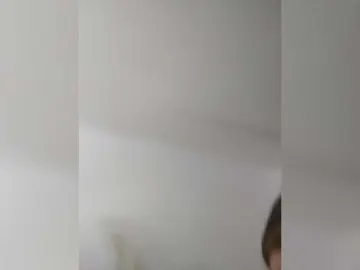 Dollyhot  live sex cam